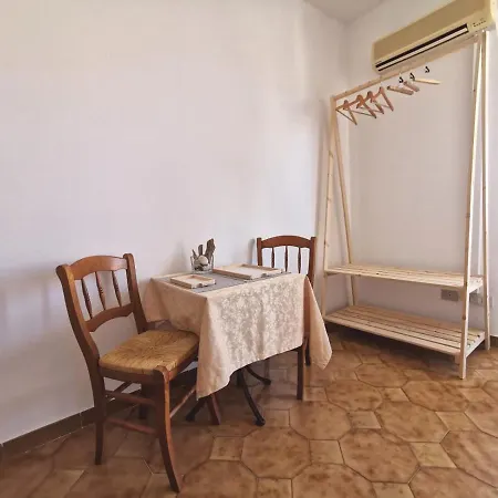 On The Road B&B 알게로